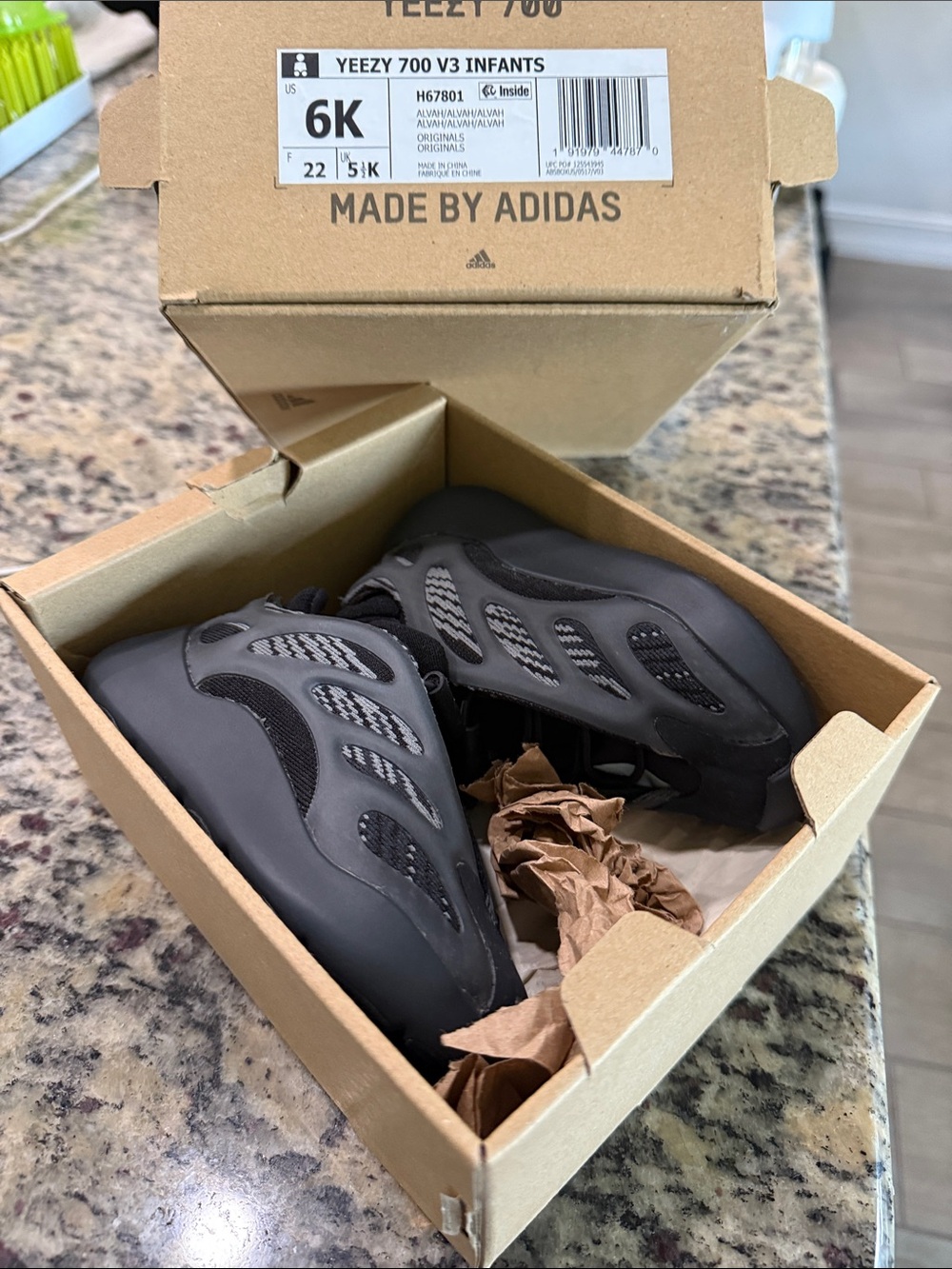 adidas Black Infant Yeezy 700 V3 Sneakers